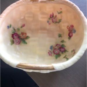 Vintage Circa 1903. Small, Royal Worcester porcelain bowl.